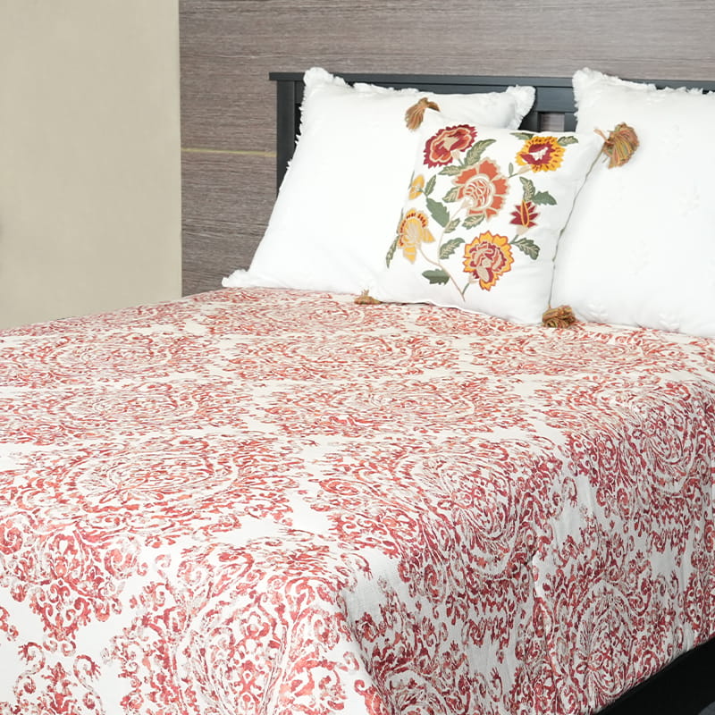 Naka-print na Faux Linen Comforter Set