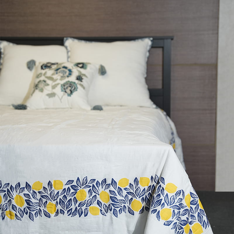 Naka-print na Cotton Quilt Set