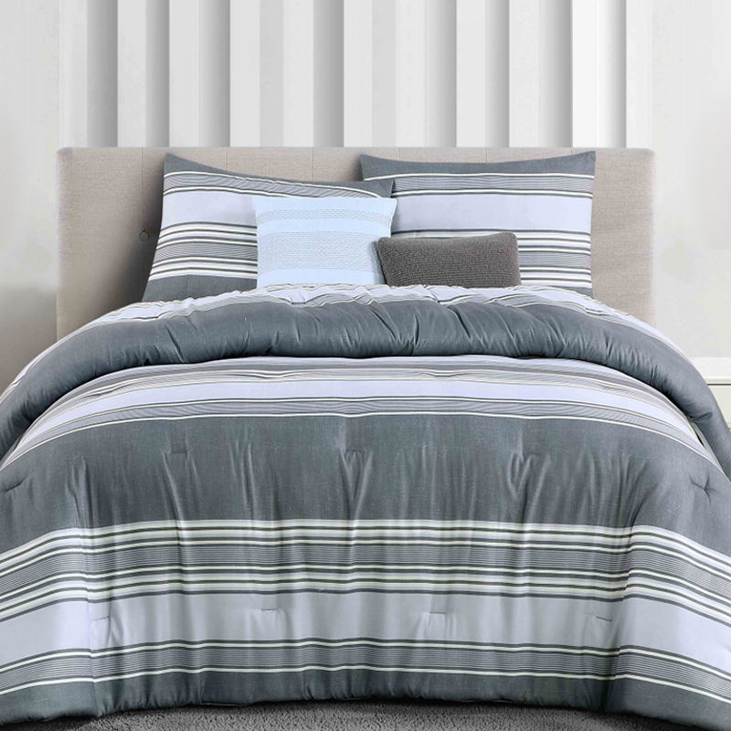 Naka-print na Microfiber Comforter Set