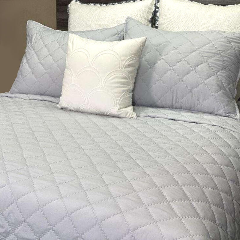 Solid Microfiber Quilt Set